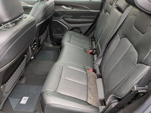 New 2026 Jeep Grand Cherokee Limited Reserve image 11