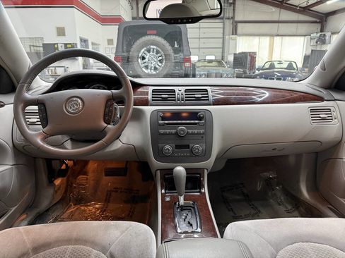 Used 2011 Buick Lucerne CX FWD image 20