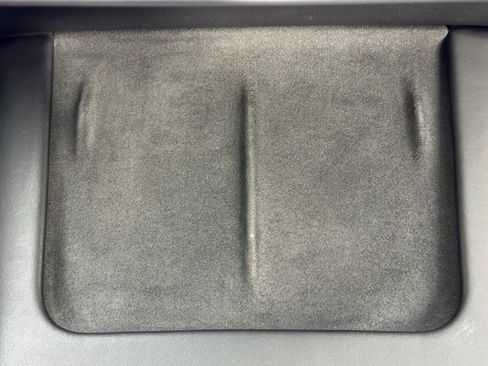 Used 2021 Tesla Model Y Long Range image 34