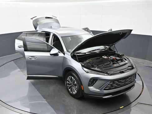 Used 2024 Buick Envision Preferred image 46