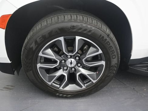 Used 2023 Chevrolet Tahoe LS RWD image 9