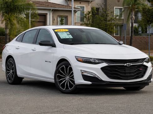 Used 2025 Chevrolet Malibu RS FWD image 29