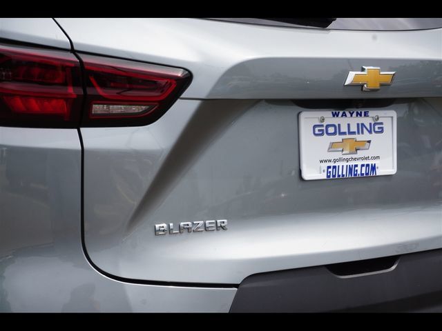 New 2026 Chevrolet Blazer LT w/ Convenience Package FWD image 20