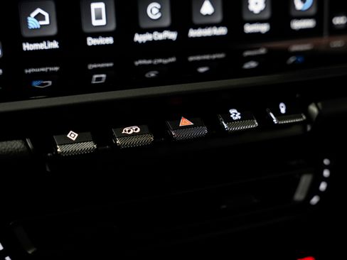 Used 2024 Porsche 911 Carrera T image 14