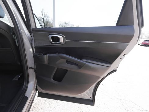 Used 2024 Kia Sorento X-Line EX image 12