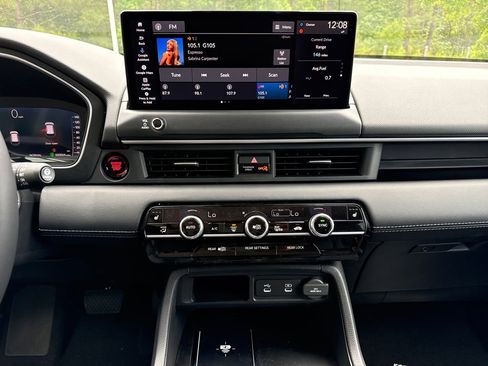 New 2026 Honda Pilot Touring image 18