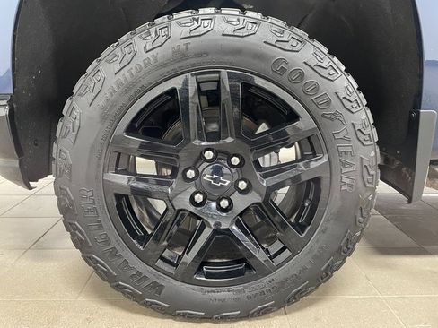 Used 2021 Chevrolet Silverado 1500 LT Trail Boss w/ Convenience Package II image 7