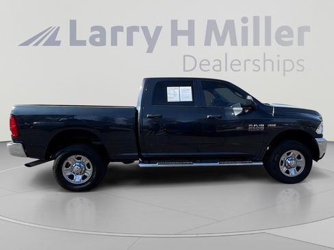 Used 2018 RAM 2500 Tradesman w/ Chrome Appearance Group AWD/4WD image 8