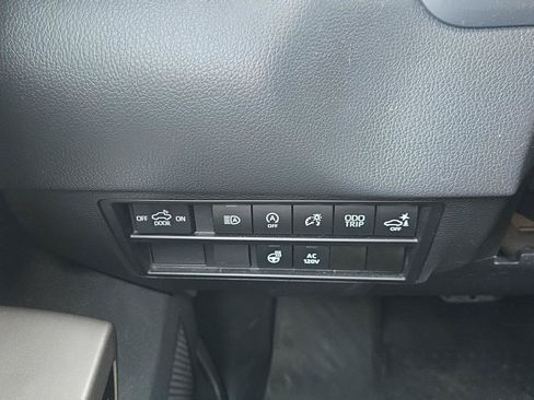 Used 2022 Toyota Tundra Limited w/ TRD Off-Road Package AWD/4WD image 22