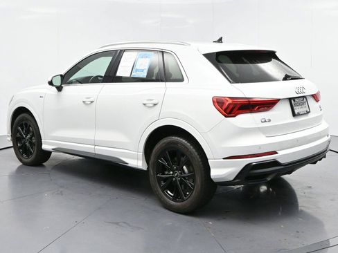 Used 2021 Audi Q3 2.0T Premium w/ Convenience Package AWD/4WD image 5