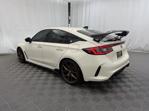 Used 2023 Honda Civic Type R image 8