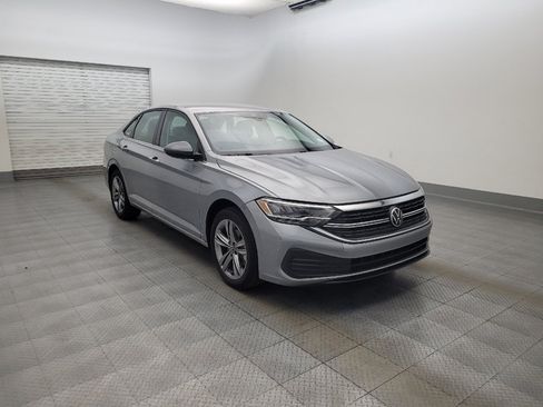 Used 2022 Volkswagen Jetta SE FWD image 13