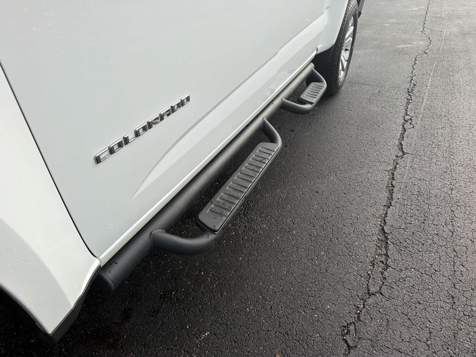 Used 2022 Chevrolet Colorado LT w/ Safety Package RWD image 10