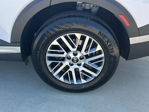 Used 2026 Hyundai Palisade SEL image 17