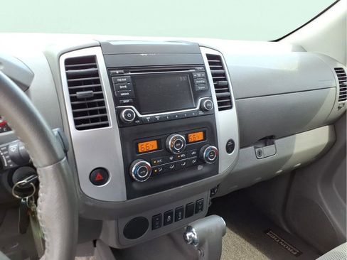 Used 2018 Nissan Frontier SV w/ Value Truck Package image 6