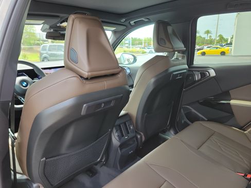 New 2026 BMW X3 xDrive30i w/ Premium Package AWD/4WD image 9