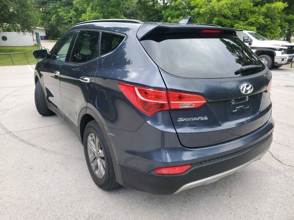 Used 2013 Hyundai Santa Fe Sport FWD image 4