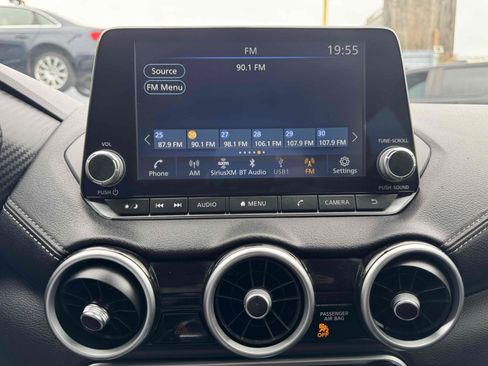 Used 2024 Nissan Sentra SV image 23