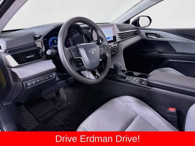 Used 2026 Toyota Camry LE FWD image 7