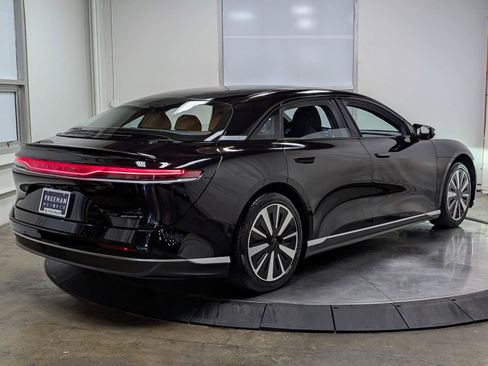 Used 2024 Lucid Air Touring AWD/4WD image 9