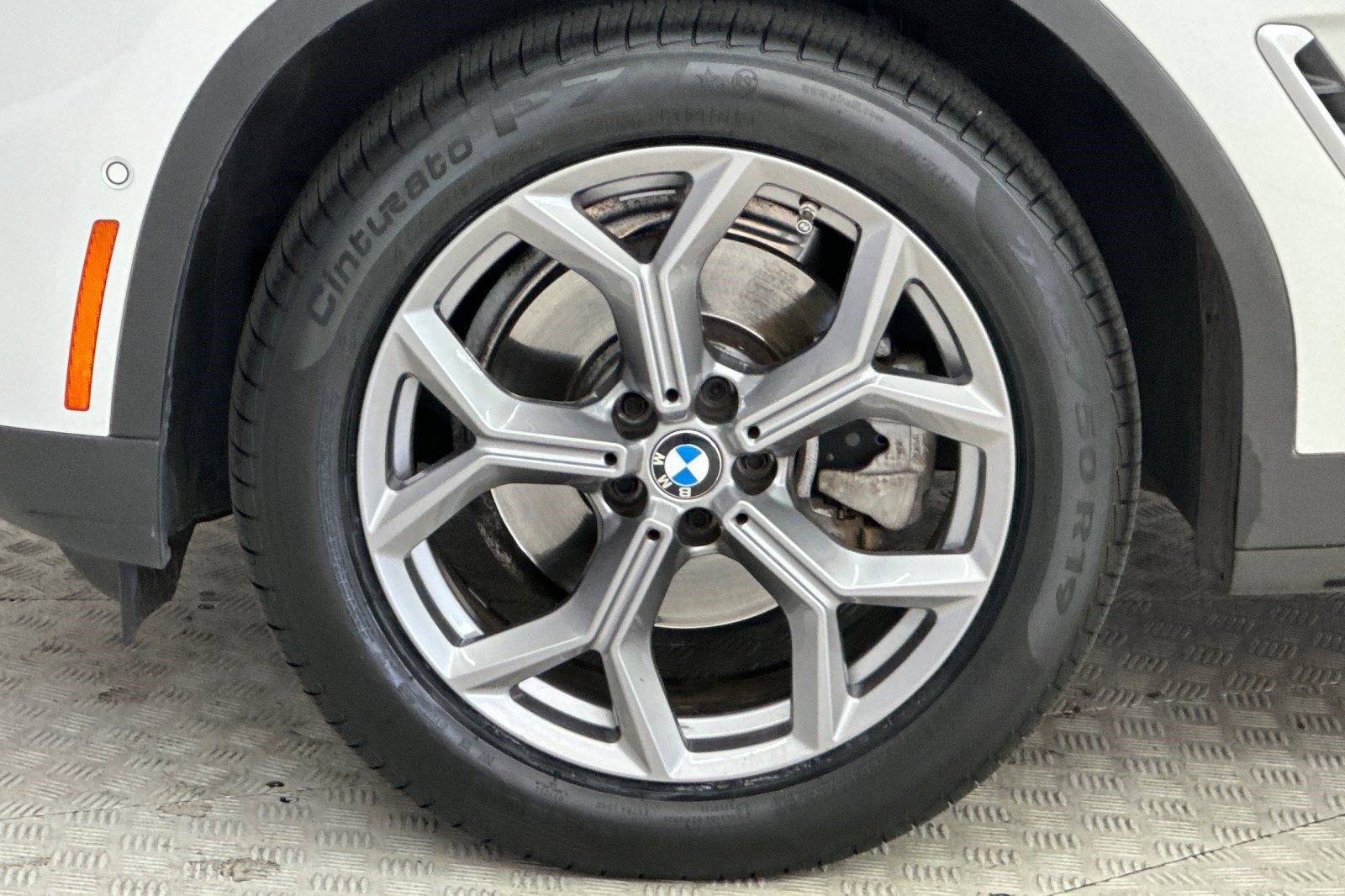 Certified 2024 BMW X3 sDrive30i w/ Convenience Package RWD image 12