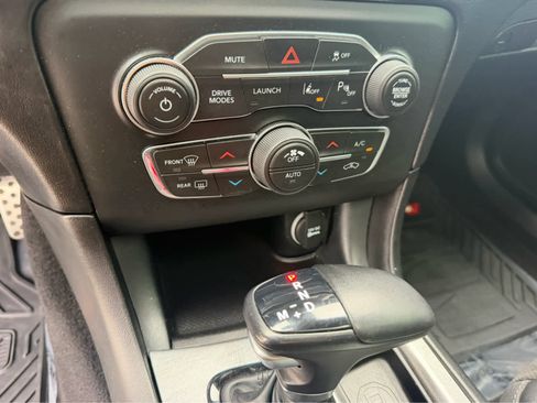 Used 2020 Dodge Charger Scat Pack w/ Daytona Edition Group RWD image 25