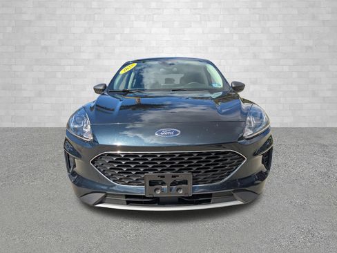 Used 2022 Ford Escape SE w/ Cold Weather Package image 9