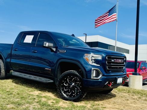 Used 2019 GMC Sierra 1500 AT4 w/ Off Road Performance Package image 1