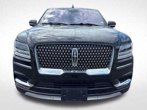 Used 2019 Lincoln Navigator Reserve image 7