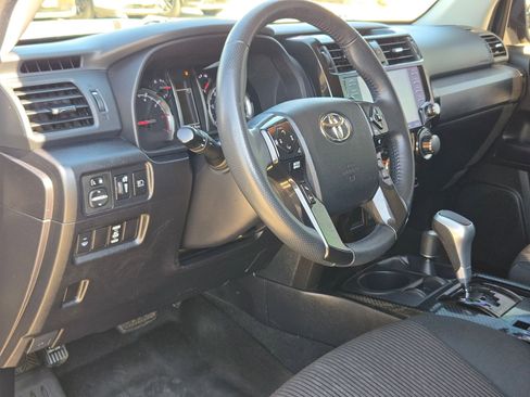 Used 2021 Toyota 4Runner TRD Off-Road image 10