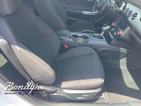 Used 2022 Ford Mustang Mach 1 RWD image 18