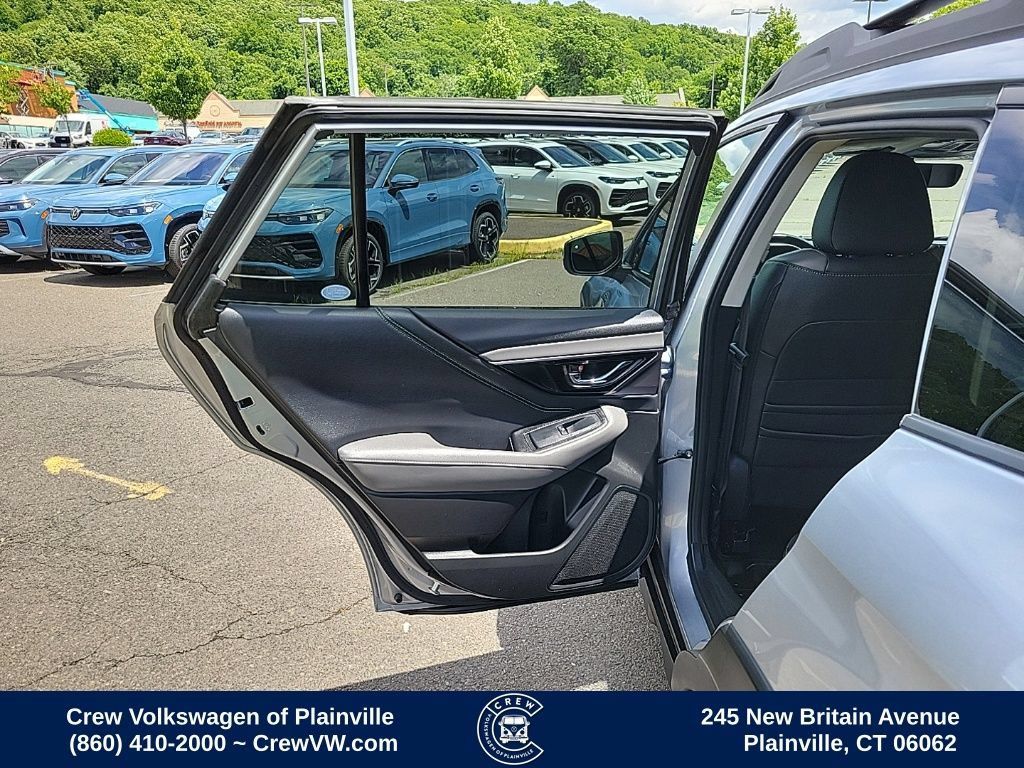 Used 2023 Subaru Outback Onyx Edition AWD/4WD image 47