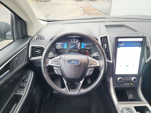 Used 2023 Ford Edge SEL image 18