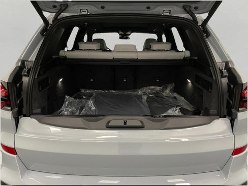 New 2026 BMW X5 xDrive50e AWD/4WD image 5