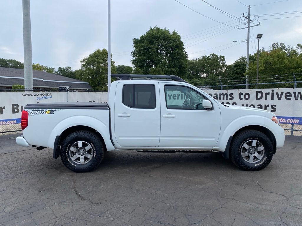 Used 2013 Nissan Frontier PRO-4X AWD/4WD image 2