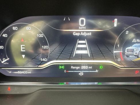 Used 2024 GMC Yukon XL AT4 w/ Technology Package AWD/4WD image 49