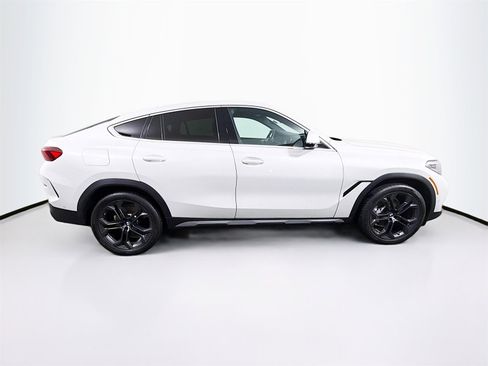 Used 2023 BMW X6 xDrive40i w/ Premium Package image 8