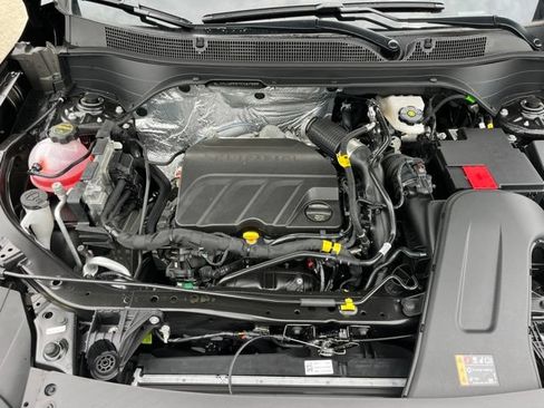 New 2026 Chevrolet Trax LT w/ Driver Confidence Package FWD image 31