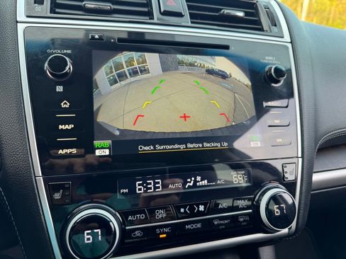 Used 2019 Subaru Outback 2.5i Limited AWD/4WD image 19