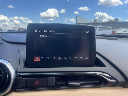 Used 2019 MAZDA MX-5 Miata RF Grand Touring RWD image 25