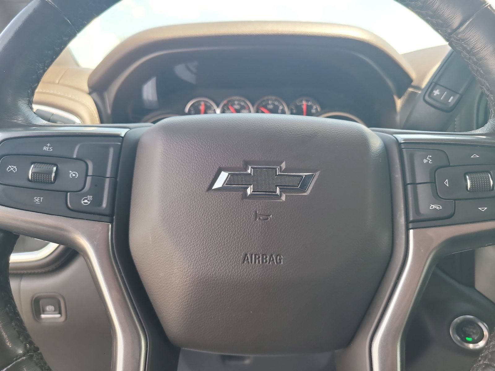 Used 2020 Chevrolet Silverado 1500 RST AWD/4WD image 13