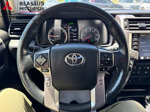 Used 2024 Toyota 4Runner Limited AWD/4WD image 23