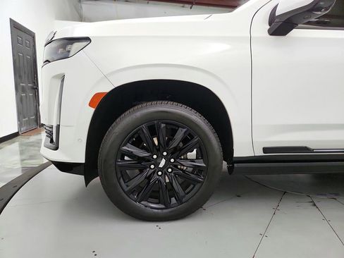 Used 2021 Cadillac Escalade Sport Platinum AWD/4WD image 34