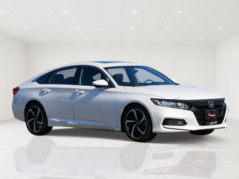 Used 2018 Honda Accord Sport image 1