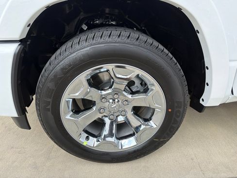 New 2027 RAM 1500 4x4 Crew Cab image 12