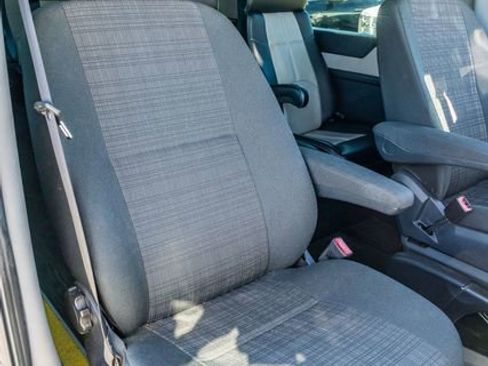 Used 2016 Mercedes-Benz Sprinter 3500 image 37