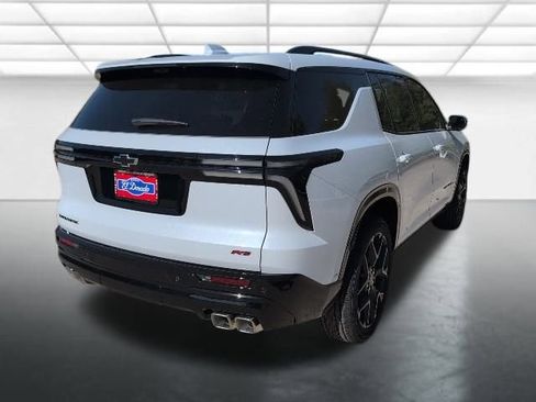 New 2026 Chevrolet Traverse RS w/ LPO, Floor Liner Package image 38