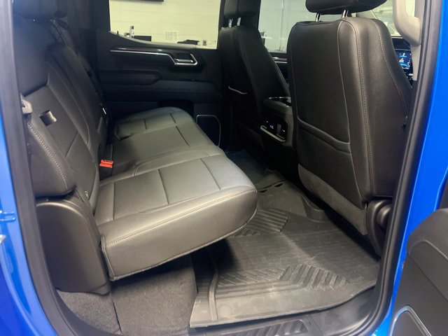 Used 2025 Chevrolet Silverado 1500 RST AWD/4WD image 11