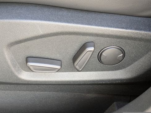 Used 2020 Ford Edge ST-Line image 19