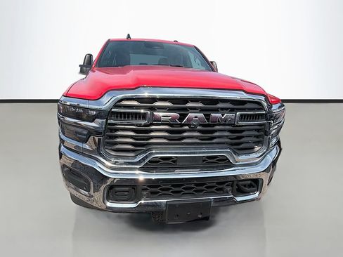 Used 2026 RAM 2500 Big Horn AWD/4WD image 2